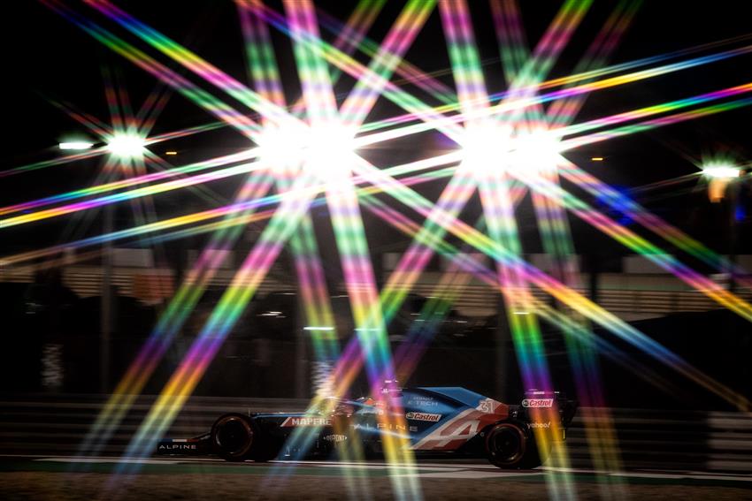 Bright lights at Qatar F1 track